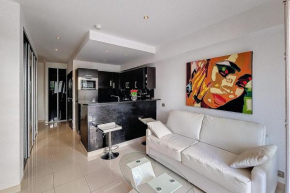AGENCE HENRI CAMILLE - BOSQUETS - Studio close to center with terrace